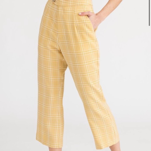 Yellow Flared Pants - Petite Studio NYC - Picture 4 of 6